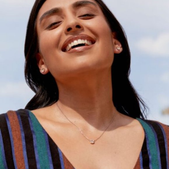 Coach Open Circle Necklace And Tea Rose Stud Earrings Set - Picture 5 of 6